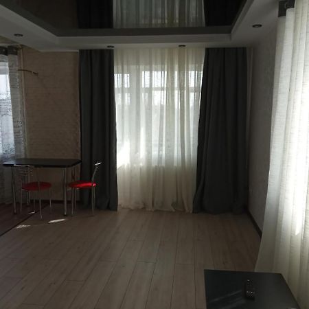 Проспект Перемоги, 103 Апартаменты Černihiv Esterno foto